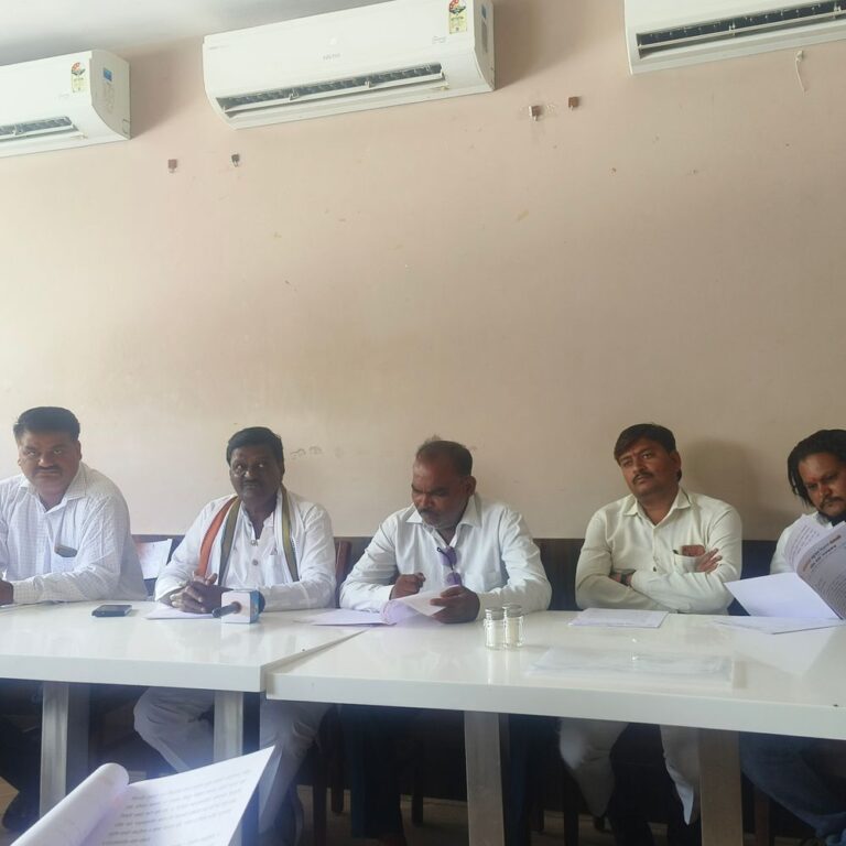 गोदावरी पाटबंधारे कार्यालय नांदेडला हलवण्यास विरोध:मंत्र्यांच्या हकालपट्टीची मागणी करत 12 जूनला निघणार धडक मोर्चा