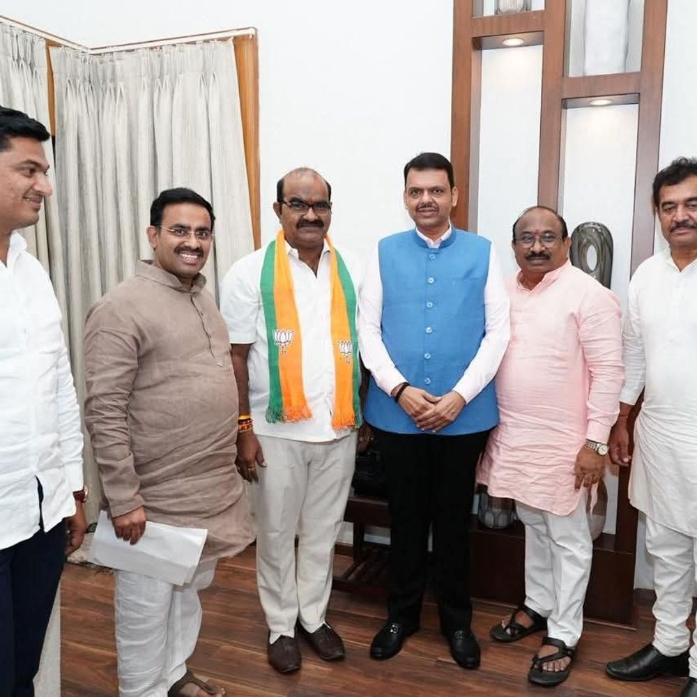 भंडारा-गोंदियात राजकीय भूकंप:नाना पटोलेंना धक्का; लाखांदूरचे 4 काँग्रेस नगरसेवक भाजपात सामील