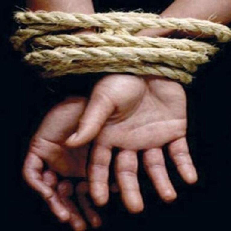 मकोका प्रकरणातील फरार आरोपी प्रवीण कुर्वे गजाआड:दीड वर्षांनंतर मानकापूर पोलिसांनी सिन्नरमधून केली अटक