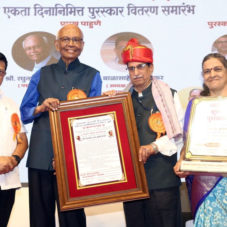 व्यापारात सेवाभाव महत्त्वाचा- डॉ. माशेलकर:स्टेशनरी असोसिएशनतर्फे व्यापारी एकता दिनानिमित्त पुरस्कार प्रदान