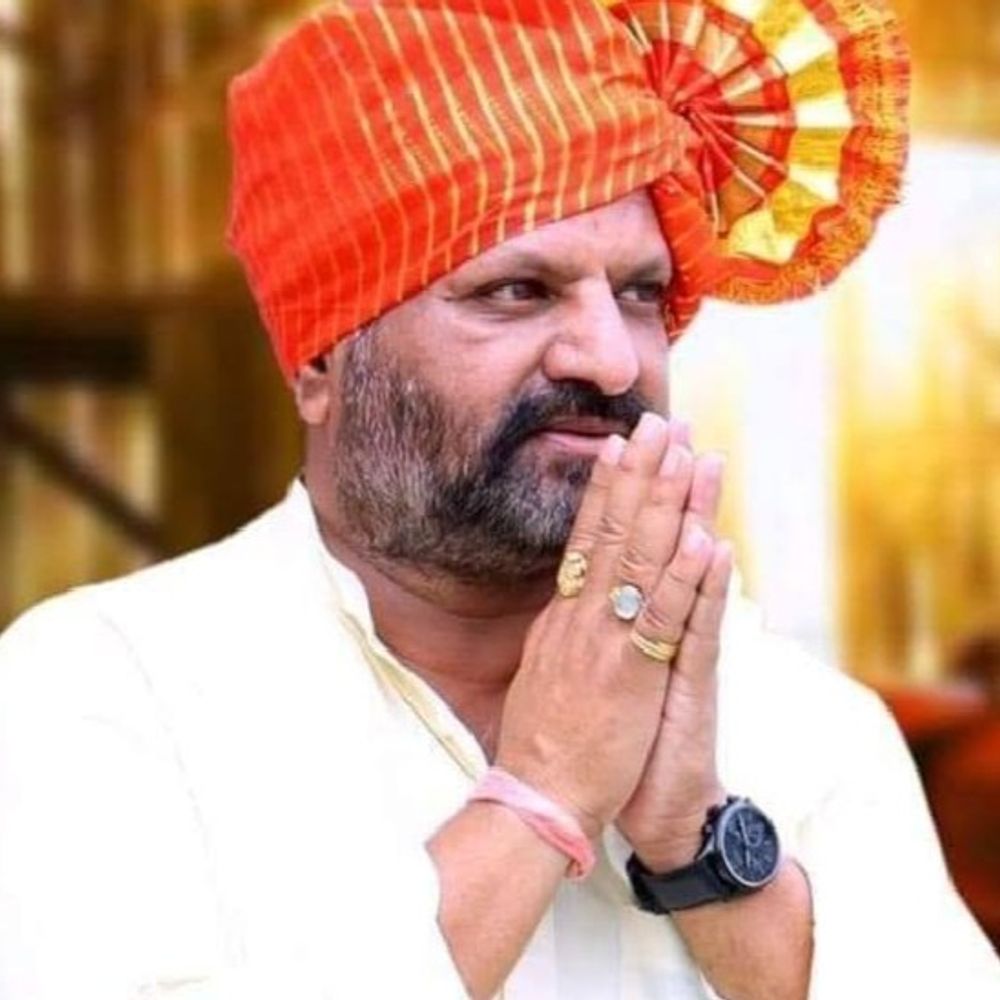 हिंगोली लोकसभेवर पुन्हा गद्दारीचा शिक्का?:नागेश आष्टीकरांच्या निर्णयाने विलास गुंडेवारांची आठवण ताजी