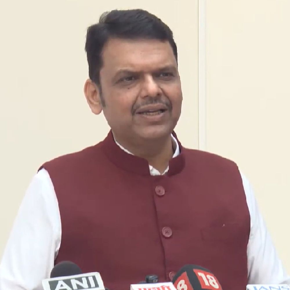 काँग्रेसच्या नेतृत्त्वात भारतात शिखांचा कत्लेआम झाला:हे सत्य विसरता येणार नाही; मोदी अन् नेहरूंची तुलना करण्याचे कारण नाही – देवेंद्र फडणवीस