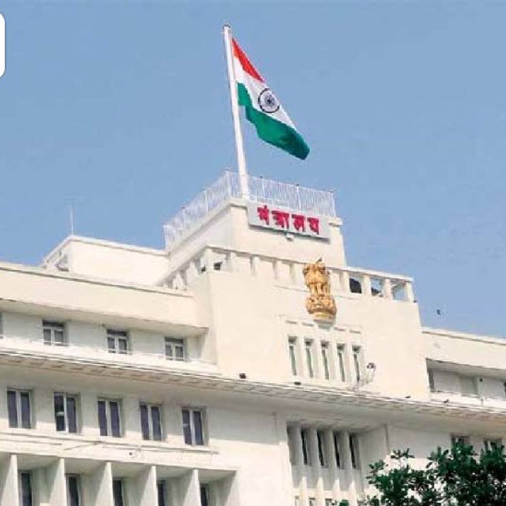 नव्या महाविद्यालयांना मान्यतेचा मार्ग मोकळा:मंत्रालयीन 13 विभागांची पुनर्रचना, GST कायद्यात सुधारणा; मंत्रिमंडळाच्या बैठकीत मोठे निर्णय